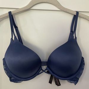 Victoria’s Secret Bombshell Plunge Bra